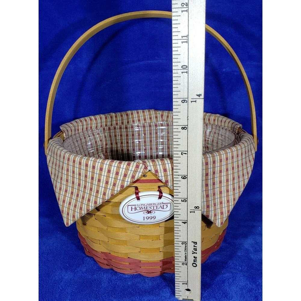 1999 Longaberger Homestead Basket #13871. COMBO: Liner, Tie-On, Protector